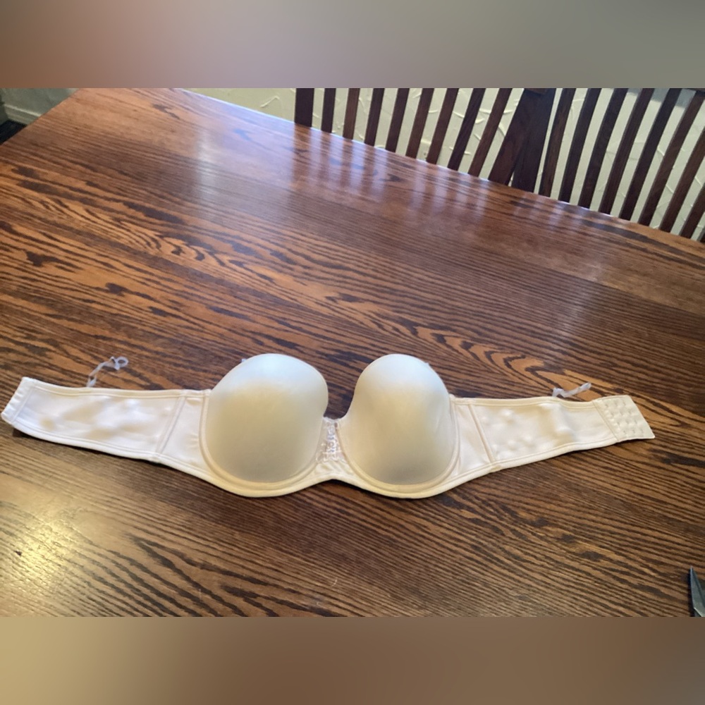 Vanity Fair Cream Strapless Bra